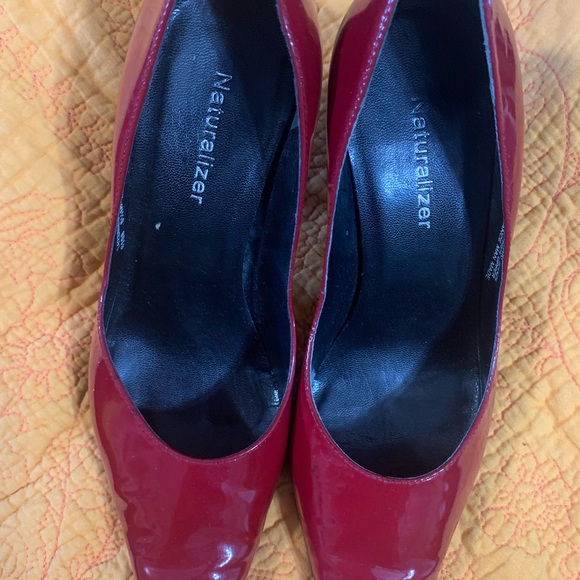 Pumps - Picture 6 of 7